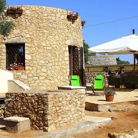 Trullo Gioioso Вилла Торре-Суда